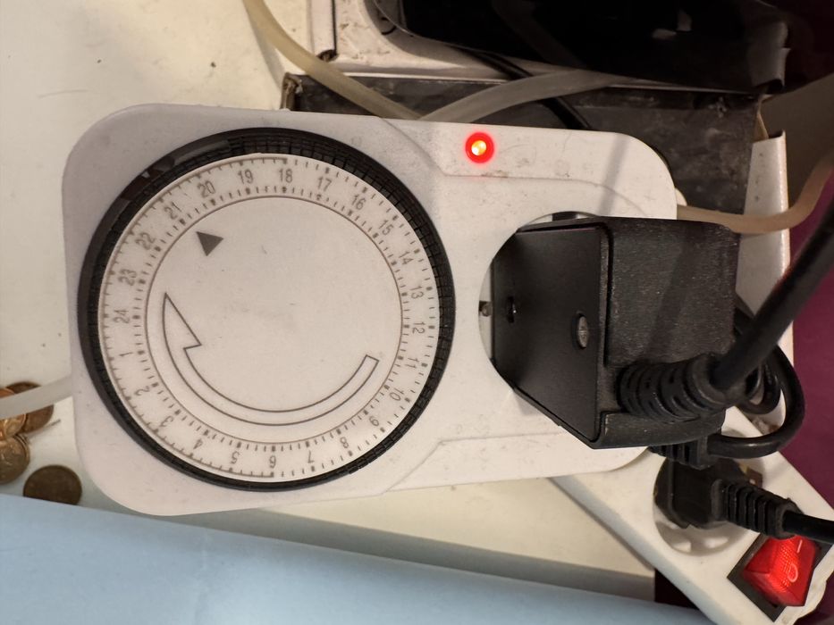 Аквариум изцяло оборудван