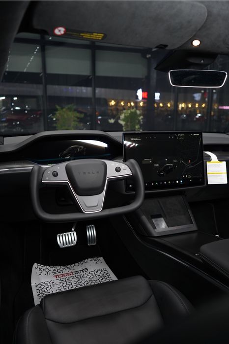 Tesla S Plaid 2021