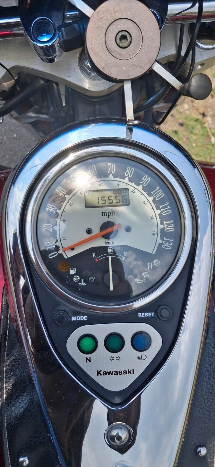 Vând Kawasaki Vulcan 900

An fabricație 2010 - 15.000 mile (24.000 km)