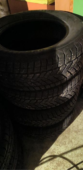 Зимен пакет 4 гуми Goodyear 225/65 R17