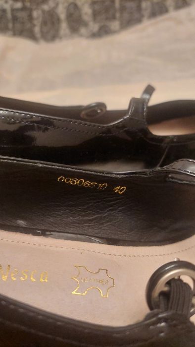 Женские туфли лаковые