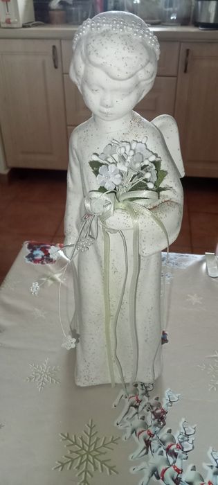 Vând un set de decorațiuni superbe la un preț avantajos