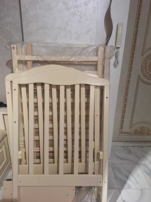 Детский кровать (манеж]