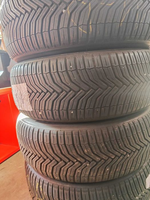 4бр.зимни гуми 235/60/18 Michelin