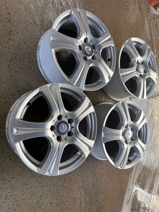 Vând set 4 buc jante R 17 originale Mercedes ML