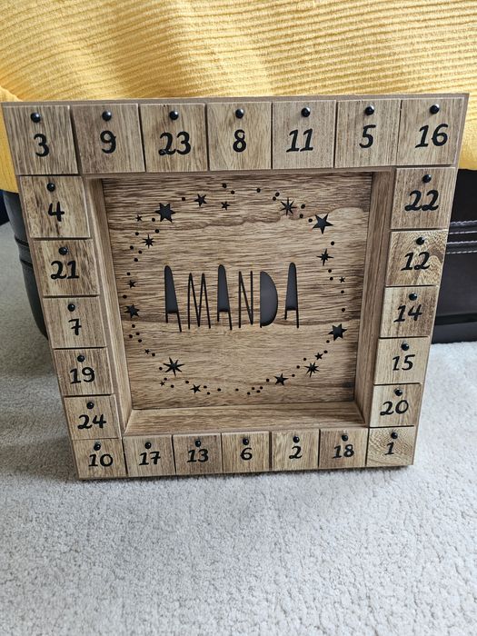 Адвент календар от дърво