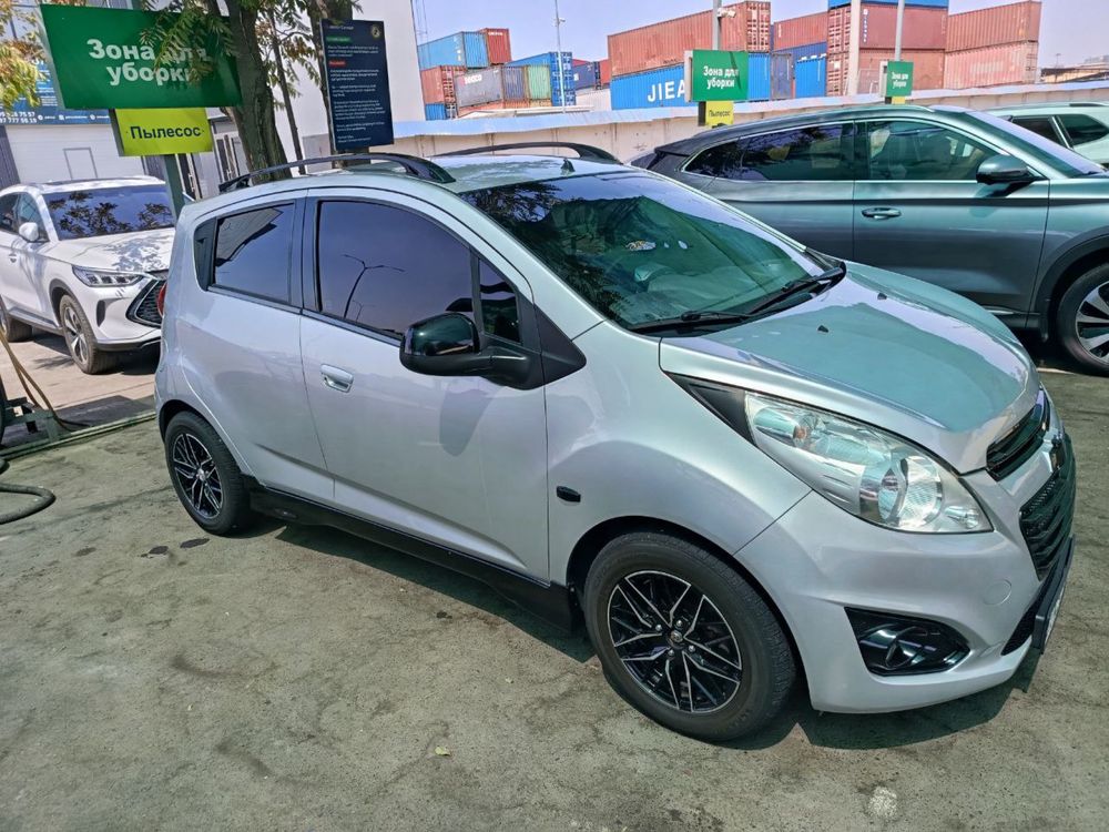 Chevrolet Spark sotiladi