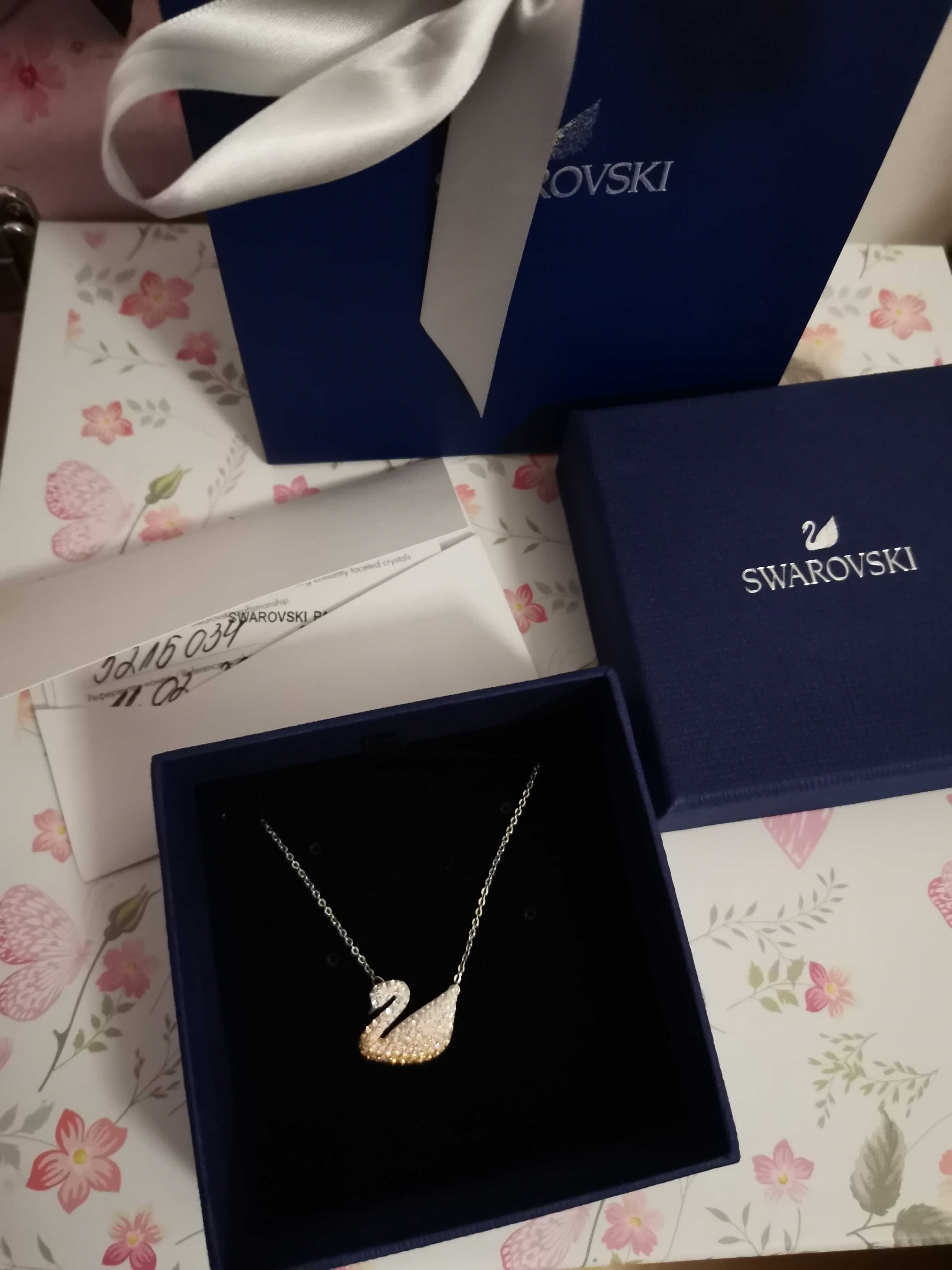 Колие Swarovski swan