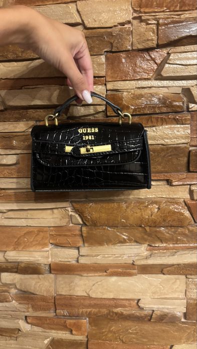 Чанта Guess оригинална