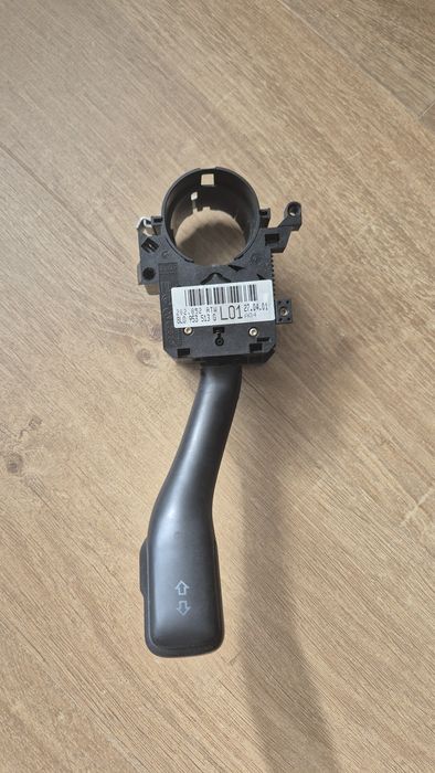 Лост за мигач за Пасат b5.5