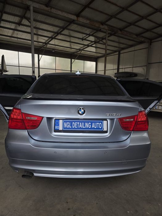Vând BMW E90 2.0 D