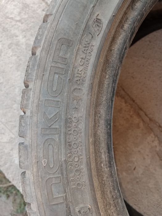 Зимние шины 3шт 225/45 R17