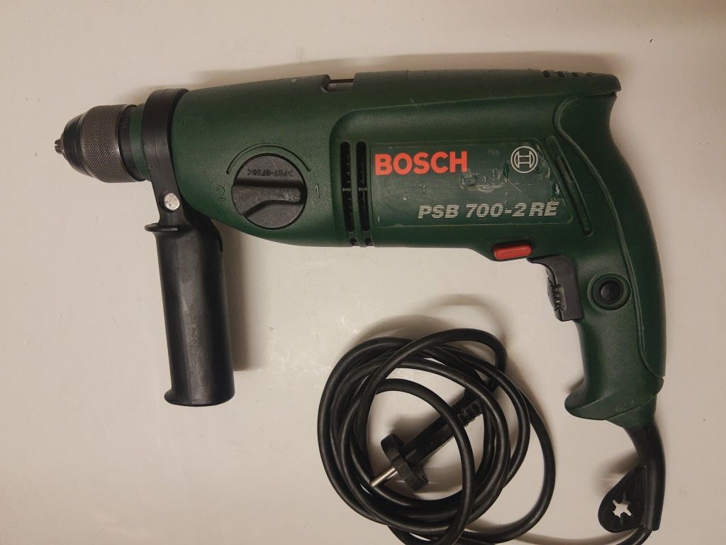 Bosch PSB 700 2RE двускоростна ударна бормашина