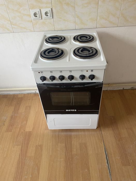 Плита электрическая 4 конфорки Мечта