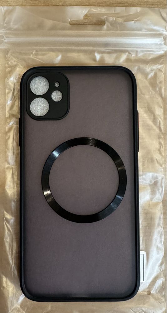 Кейсове за Iphone 11