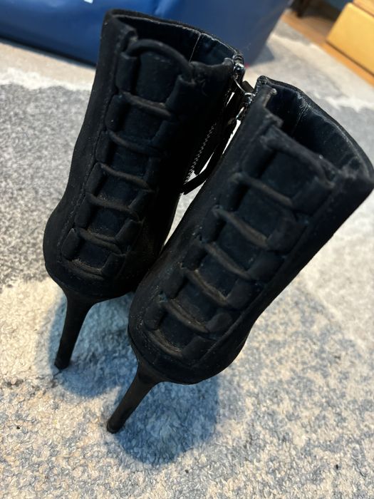 Botine Zara, piele întoarsă