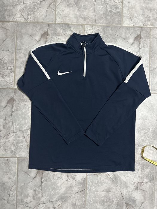 Мъжка спортна блуза Nike