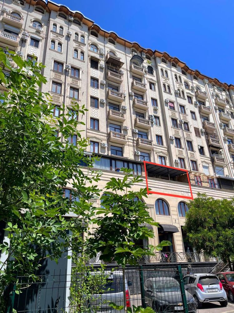 Продается СВОЯ 3-х комнатная квартира с терассой на Алайском!