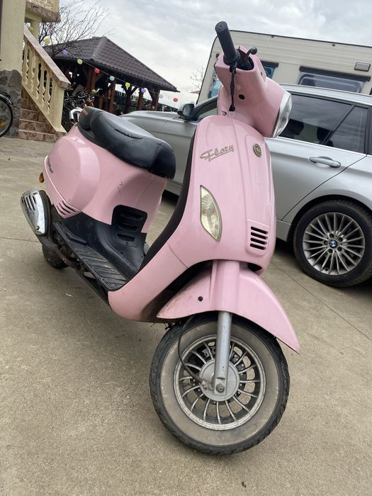 Scuter Flory Kreidler limitat 25km/h