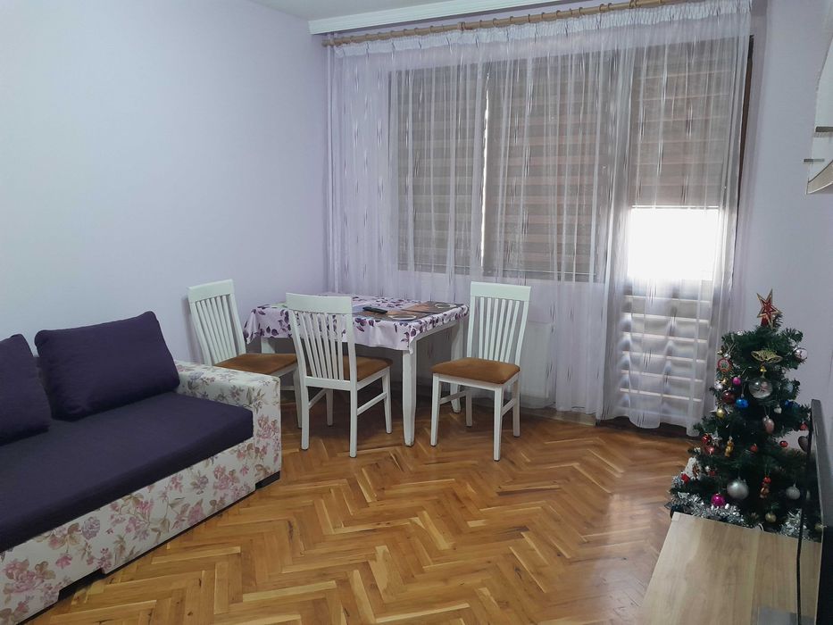 Дава се под наем Тристаен апартамент в Варна, Младост 2 - 80 кв.м за 510 € - Снимка #15