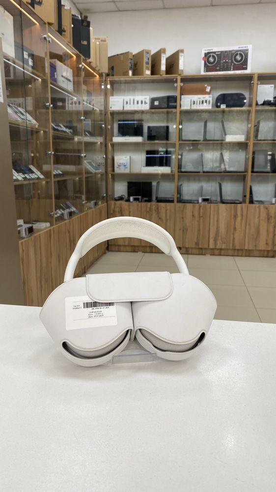 AirPods Max