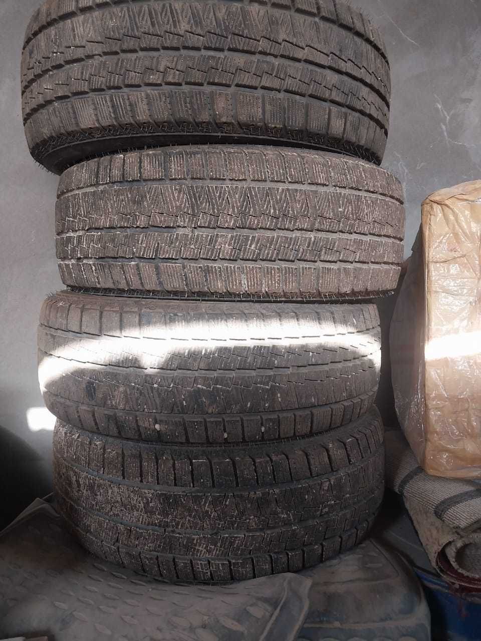 Автошиный почти новый состояние
