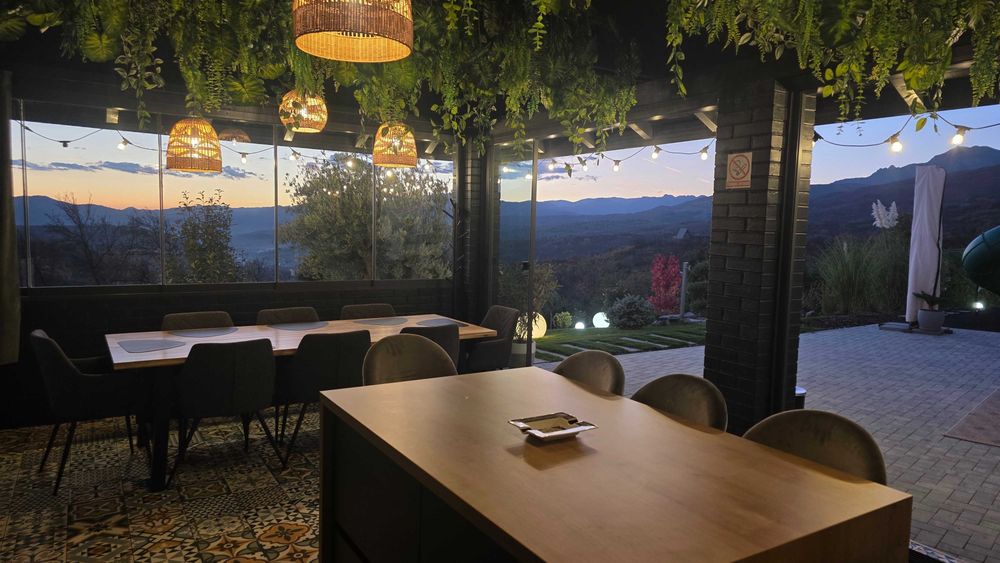 Vila Cazare inchiriere Above Village