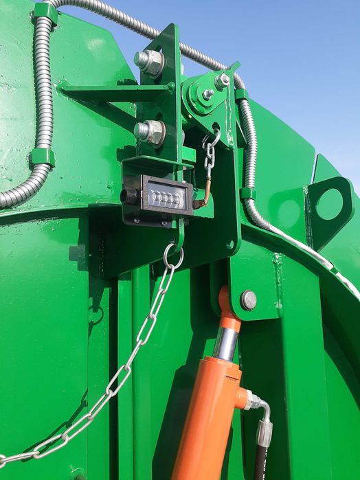 Пресс подборщик рулонный ПР 145 М Унисибмаш