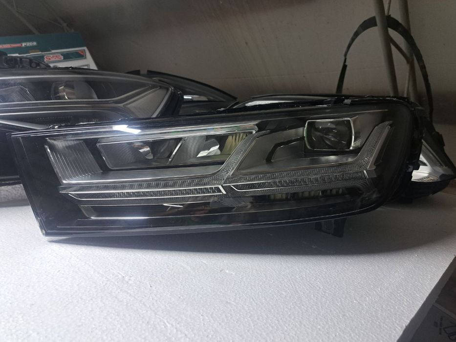 Ляв фар audi Q7 fulled