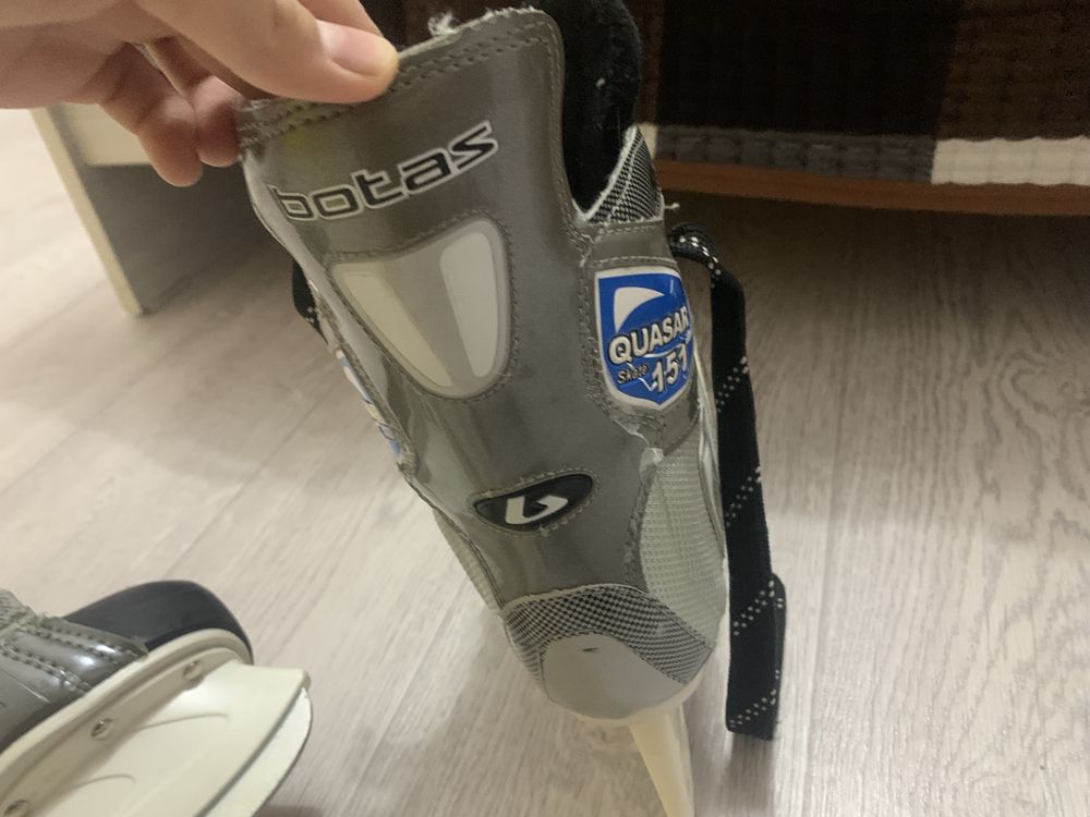 Продам коньки фирмы Botas
