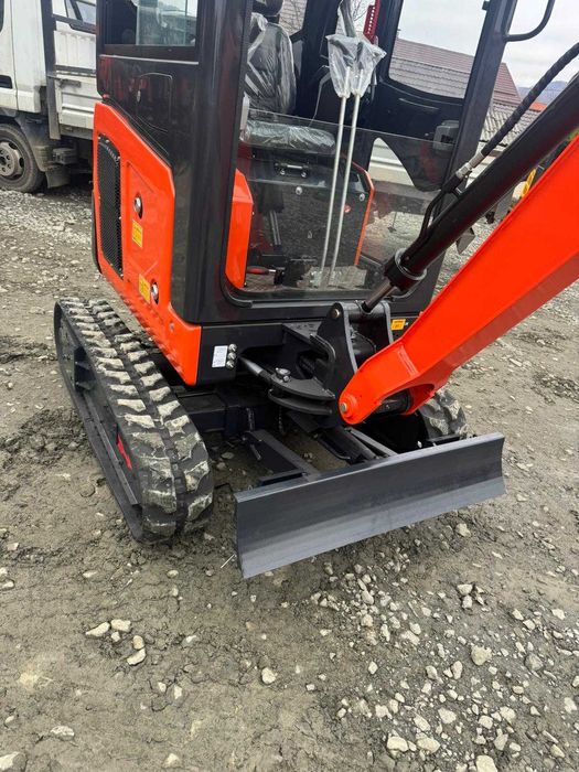 Miniexcavator Macao CT23