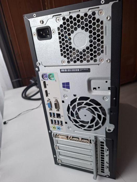 PC Gaming I7 sau Workstation