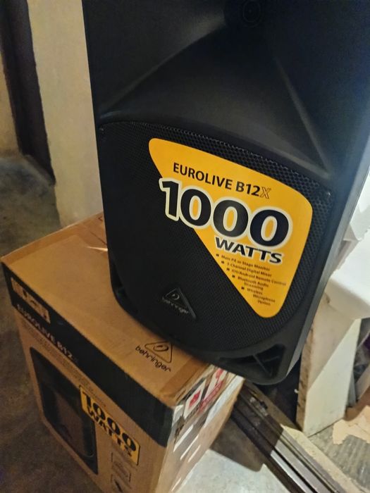 Boxa Beringer 1000w