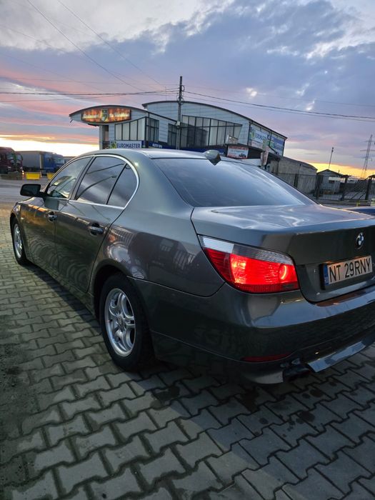 Bmw seria 525d automată.