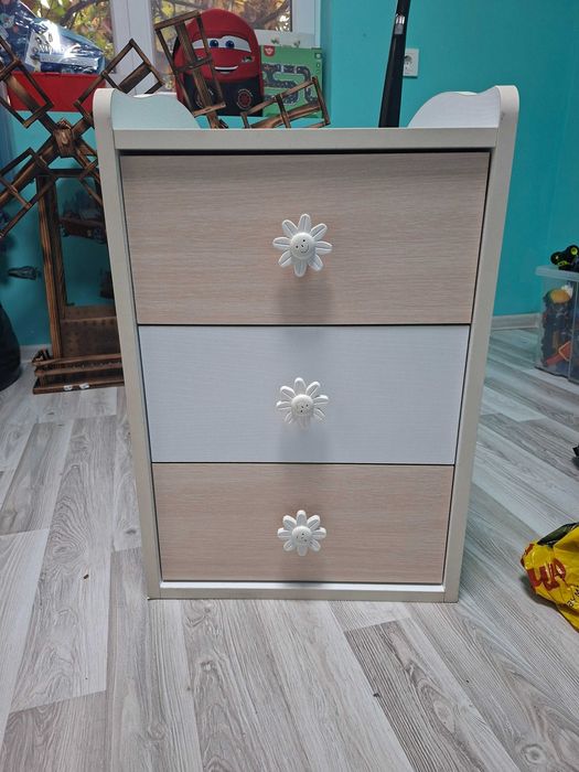 Подарявам легло с шкаф