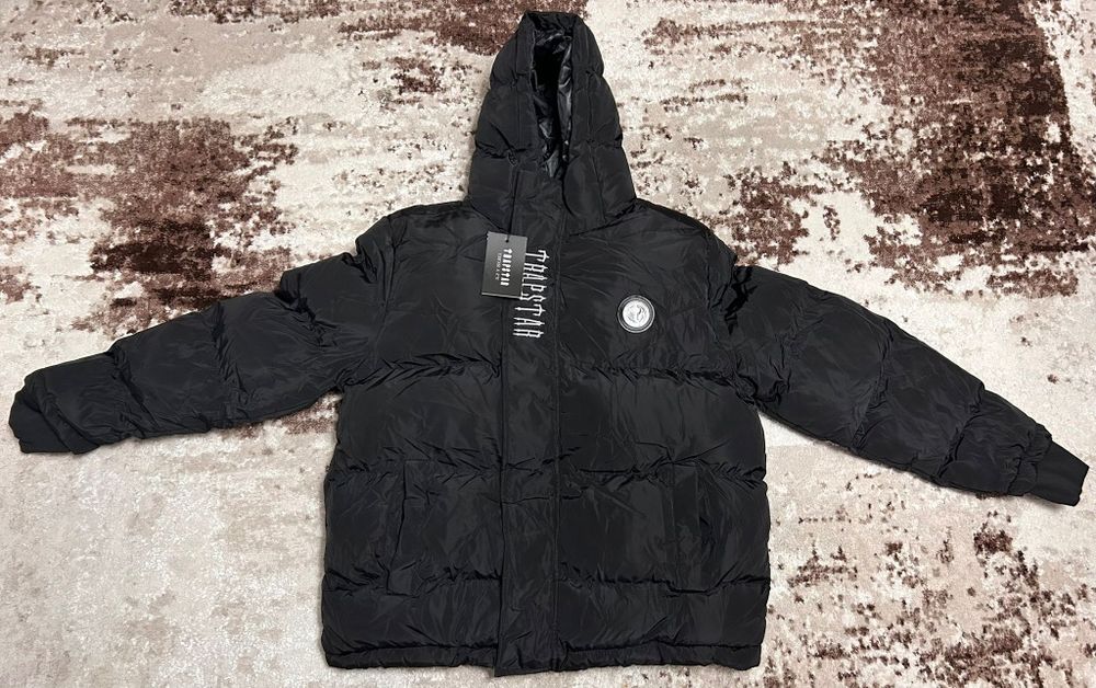 Vând geaca noua de bărbați TRAPSTAR