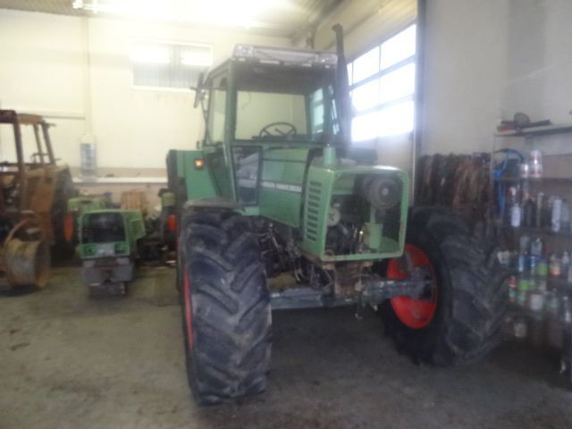 Dezmembrez Fendt 310 LSA