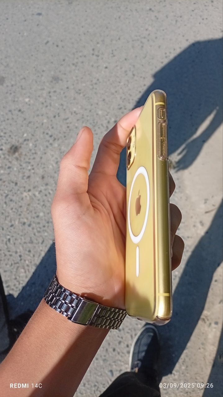 Iphone 11 sotiladi
