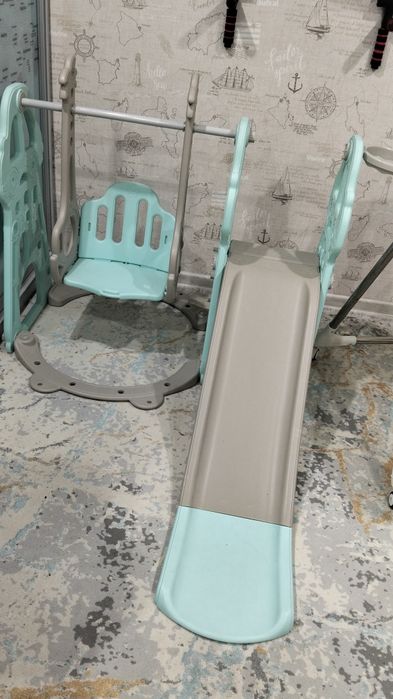 Детская горка с качелей