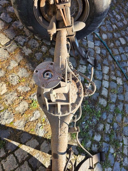 Dezmembrez L 200 2009