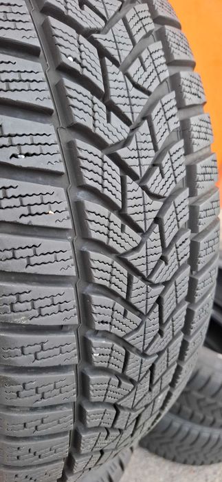 4бр. 215/65/16 Dunlop 8mm грайфер, дот 19г. Безплатен монтаж