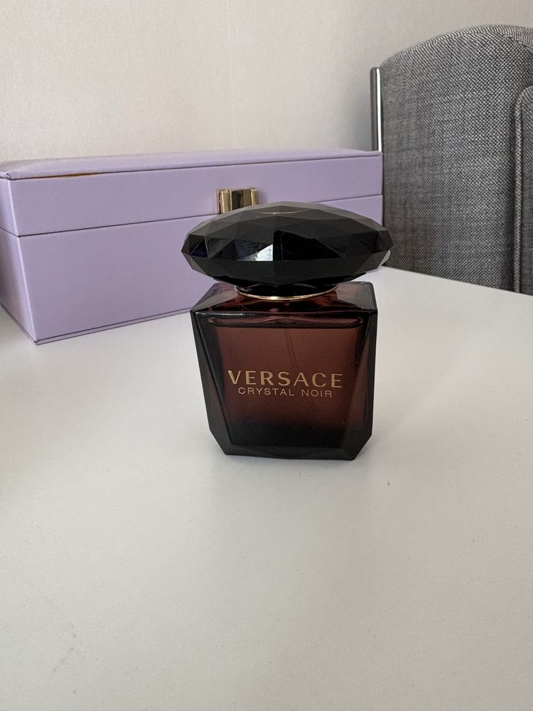 Парфюм Versace Crystal Noir