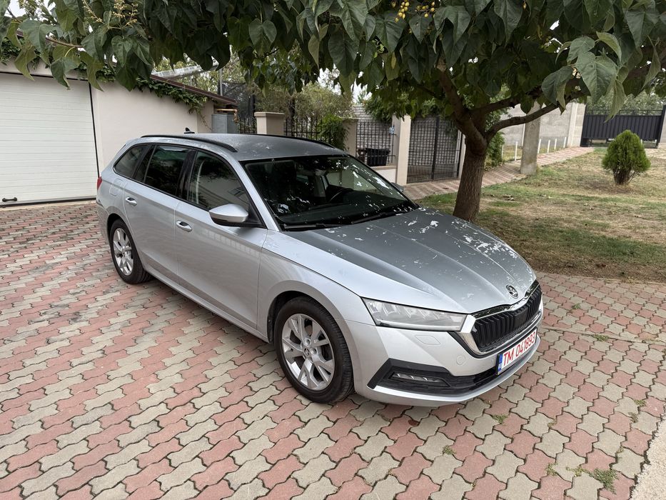 Skoda Octavia 2021 Cockpit Digital Distronic Led Metrix