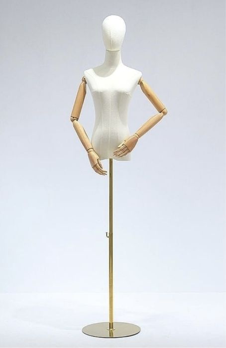 Манекен    женский.