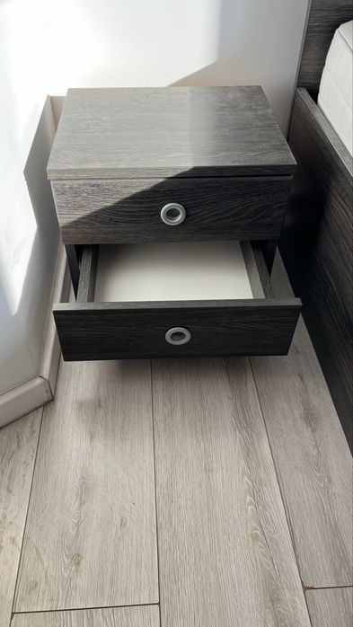 2 Noptiere 40cm 200 lei pachet ambele