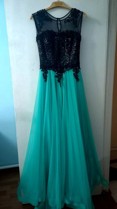Продам вечернее платье