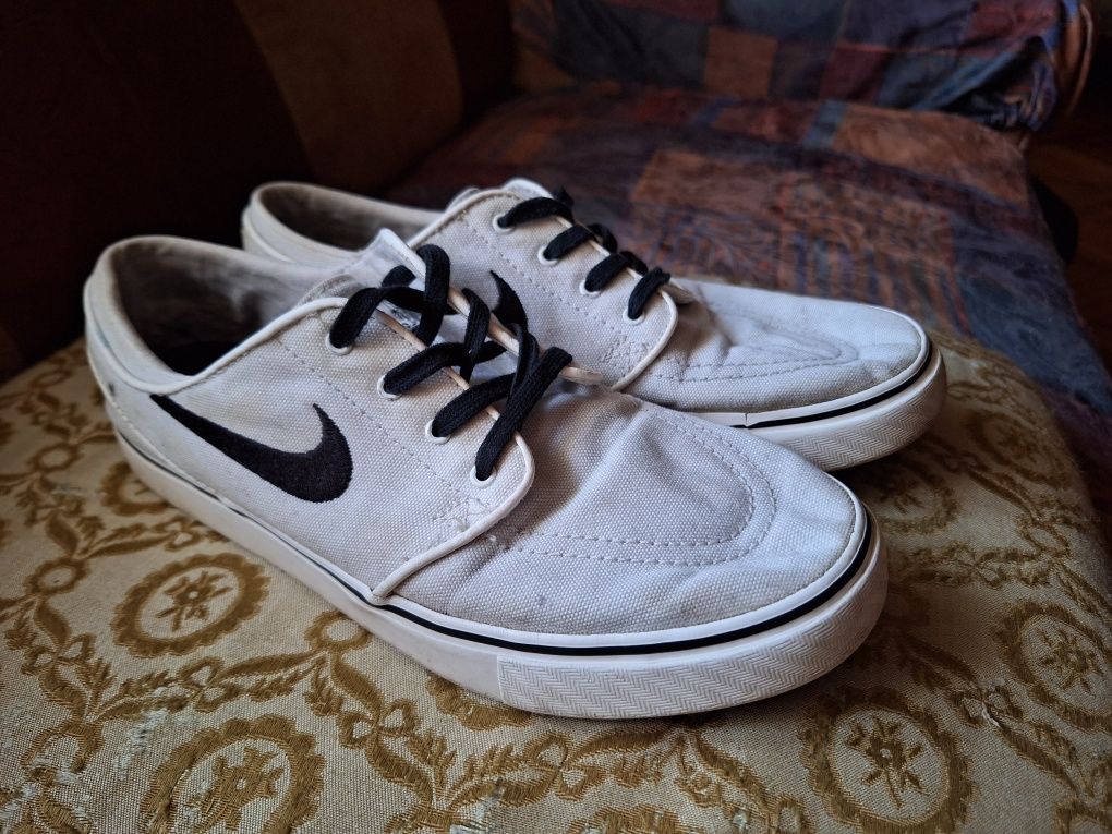 Nike SB Stefan Janoski