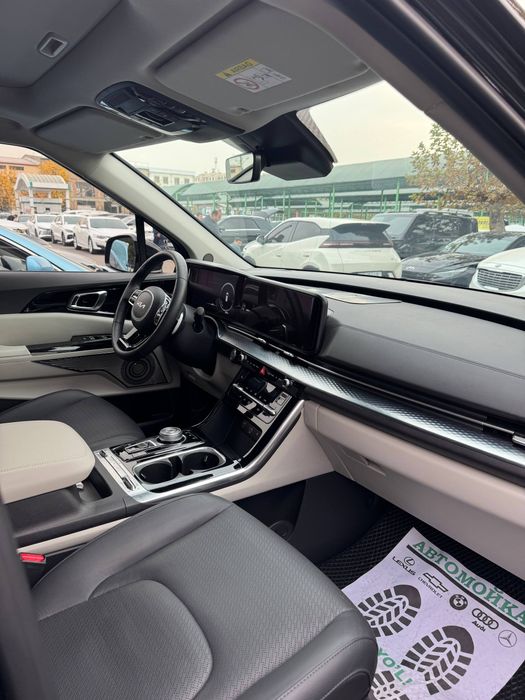 Kia Carnival Full 2023-yil