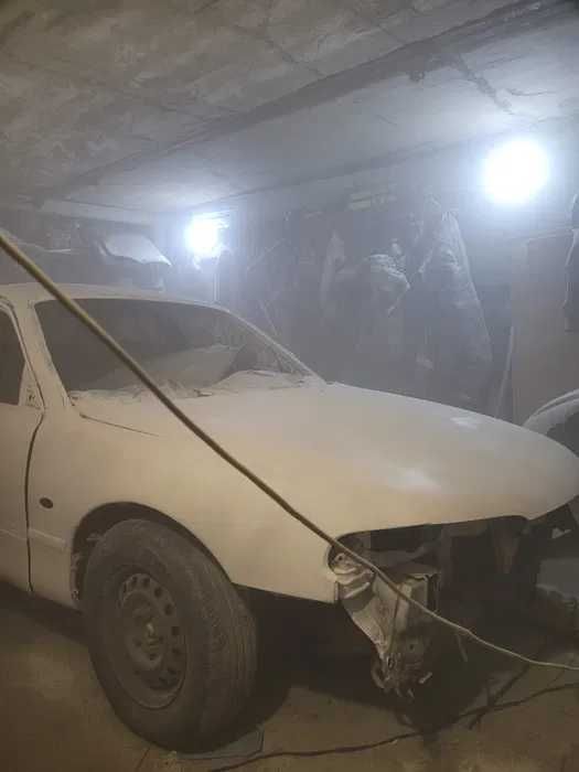 Продам Мазда Кронос 1993г после дтп на запчасти