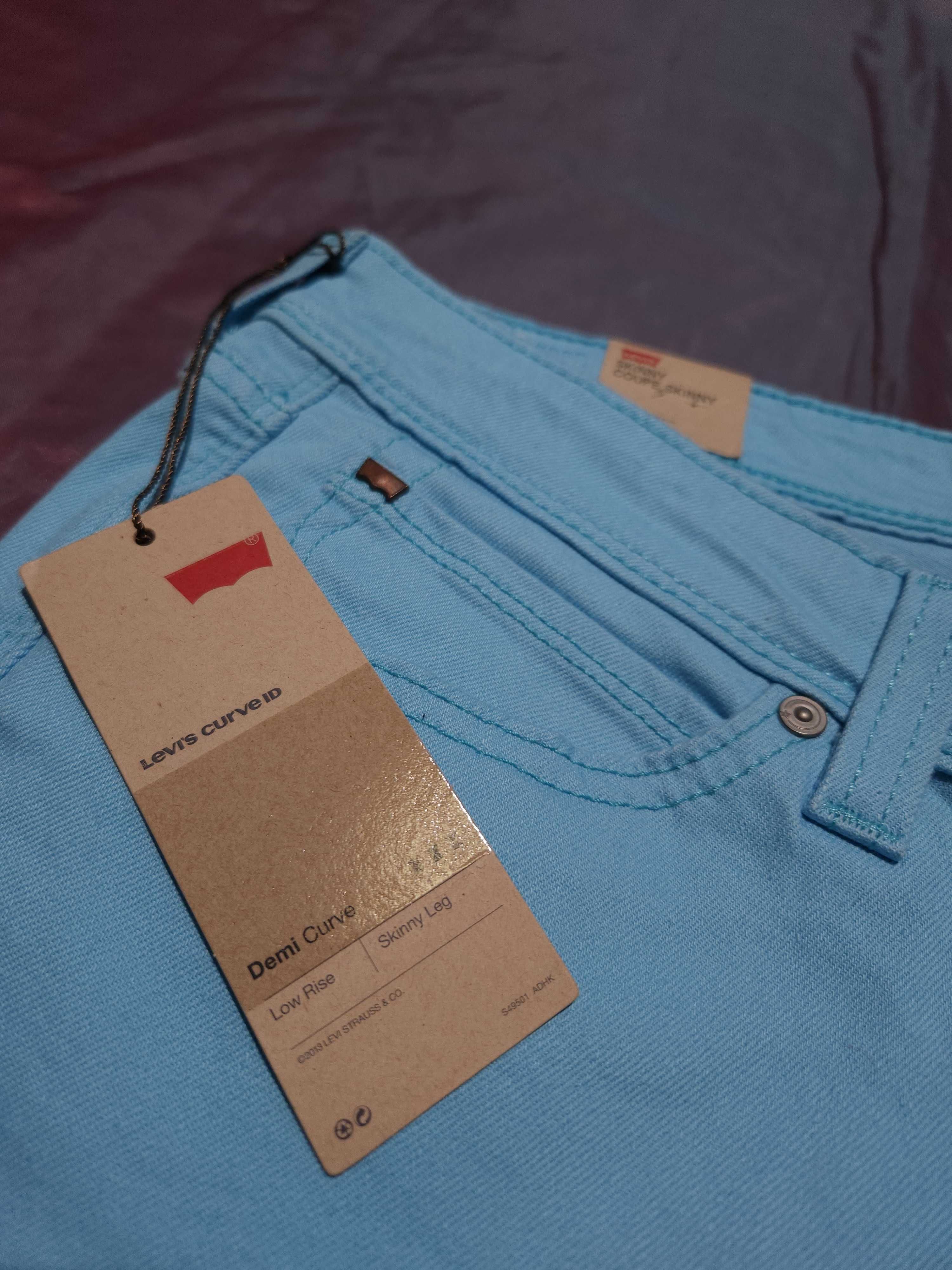 Levis Дънки/Дамски L /32